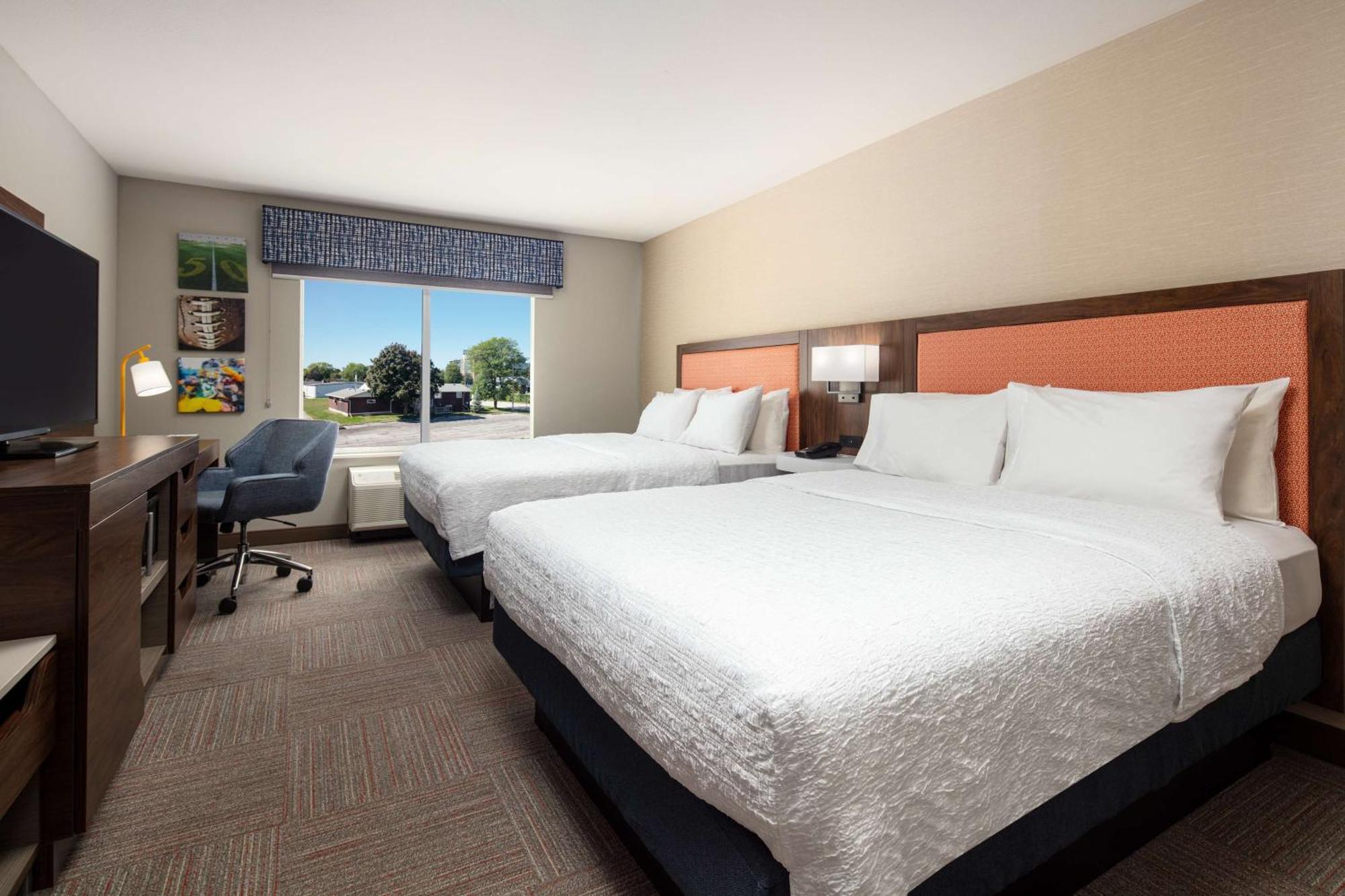 Hampton Inn Green Bay Stadium, Wi Exterior photo